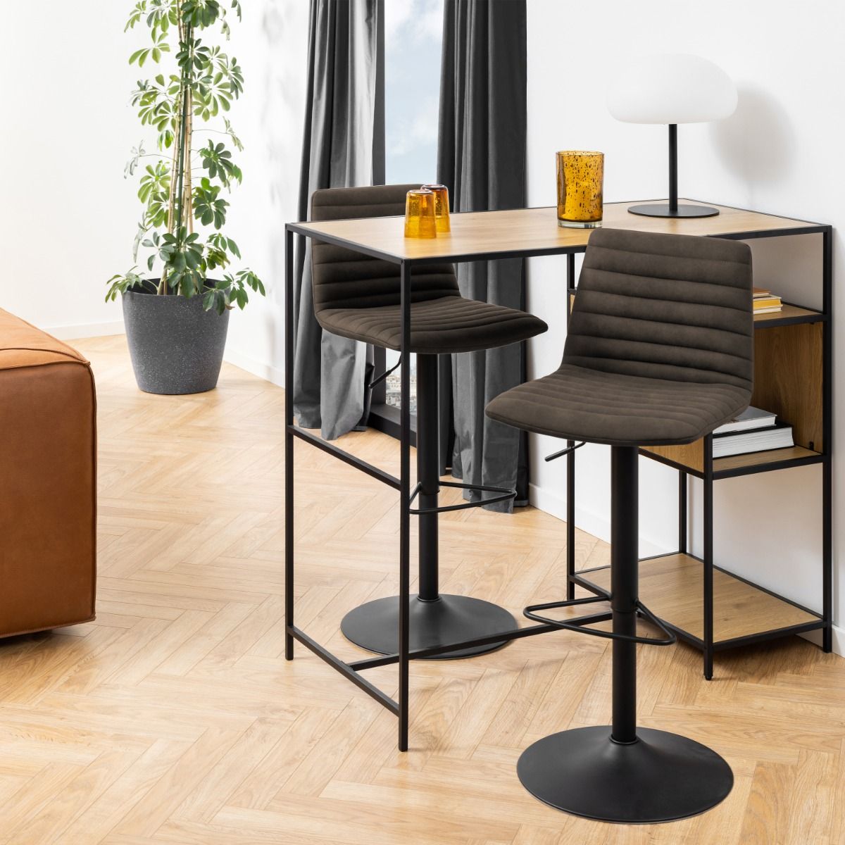 Fabric Bar Stools in Set of 2 - Kimmy