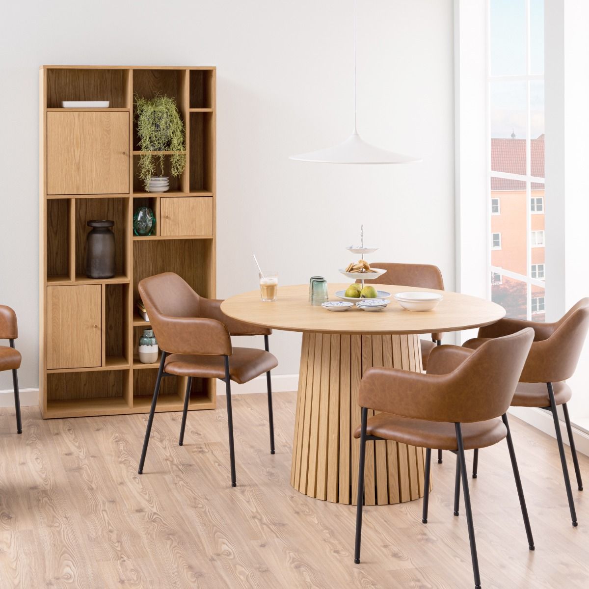 Wooden Dining Table for 4 People 120cm Wide Round - Christo