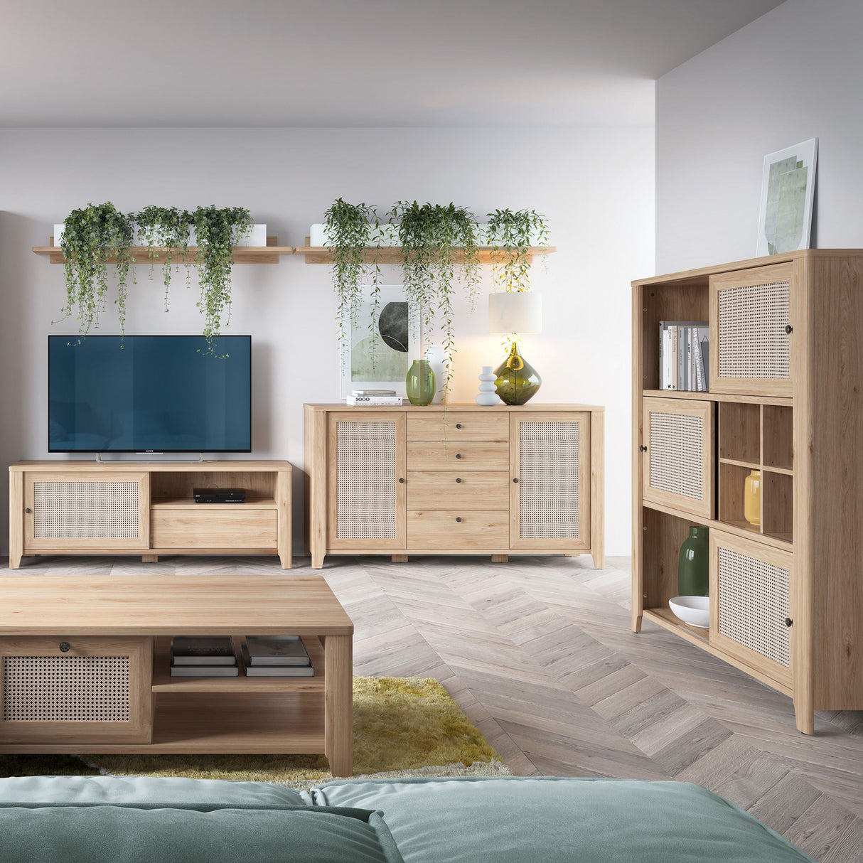 Wooden Display Cabinet With 3 Sliding Doors - Cestino